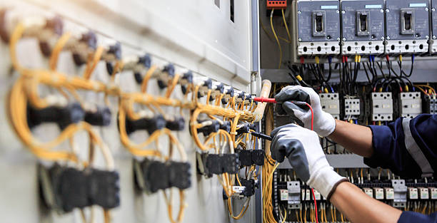 Professional Electrician technician working in Glenvar Heights, FL